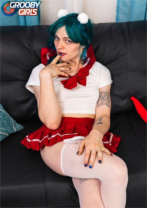[18+] A Busy Bee