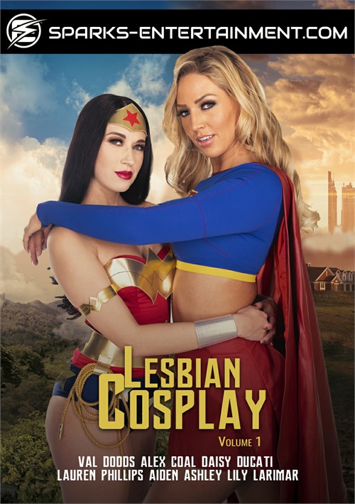 [18+] Lesbian Cosplay 1