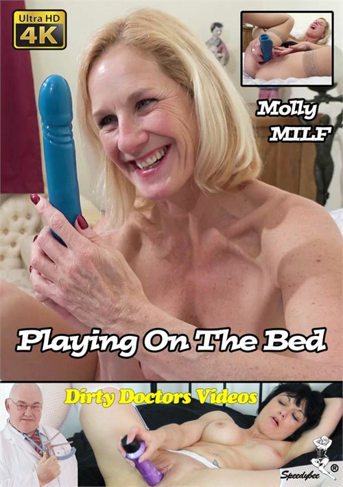 [18+] Molly Milf Playing On The Bed